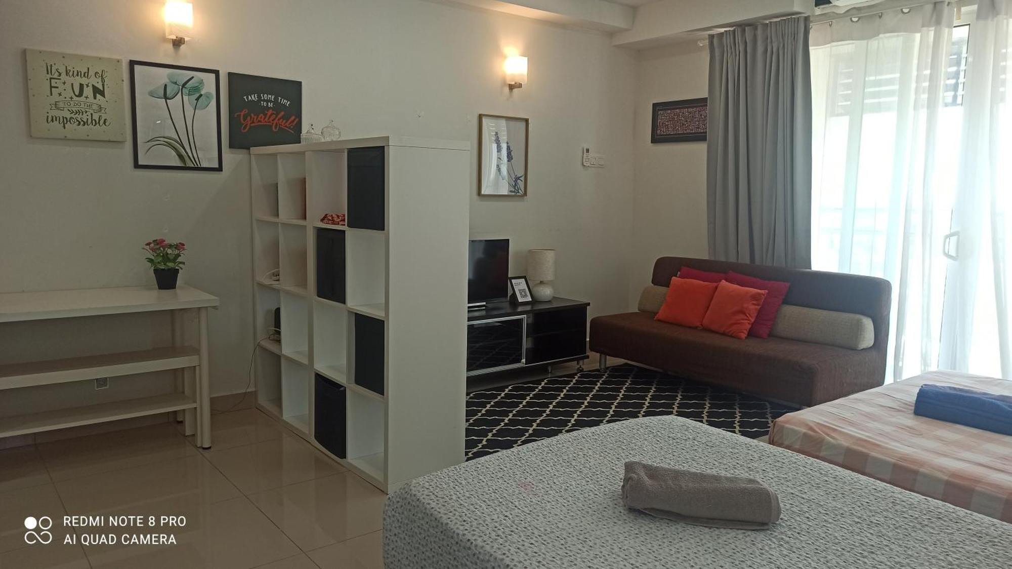 Zulanie Family Studio At D'Perdana Apartment, Spacious And Cozy With Pool, Free Wifi & Netflix Kota Bharu Exterior photo