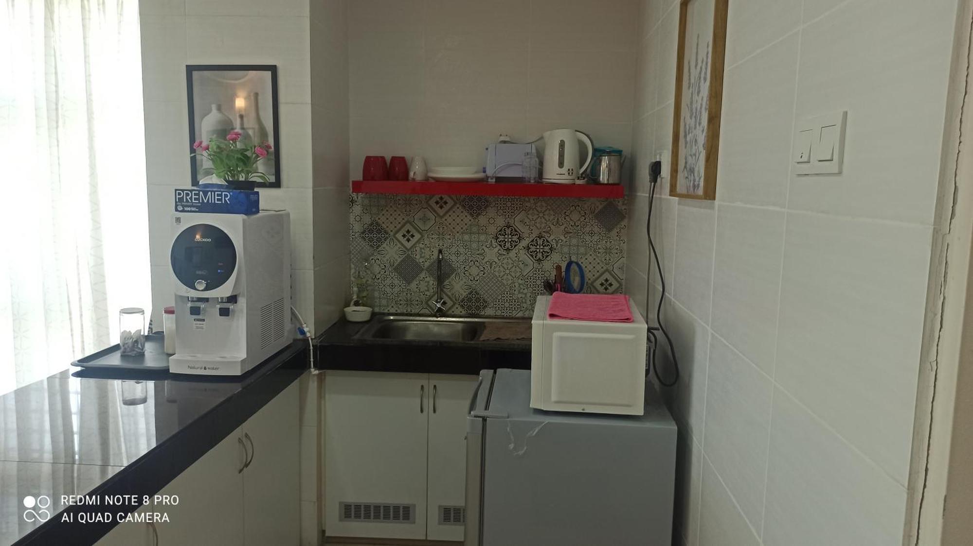 Zulanie Family Studio At D'Perdana Apartment, Spacious And Cozy With Pool, Free Wifi & Netflix Kota Bharu Exterior photo